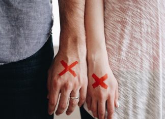 גירושים ומה שביניהם