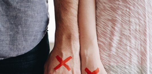 גירושים ומה שביניהם