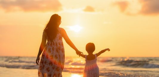 מסוגלות הורית